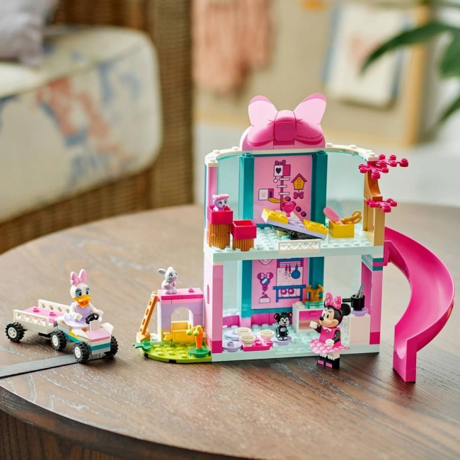 LEGO DISNEY 43274 Minnie's Pet Hotel LEGO DISNEY 43274 Minnie's Pet Hotel