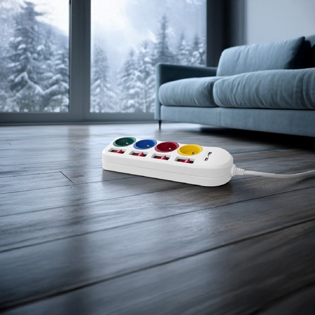 Maclean power strip, extender 4 sockets + 2xUSB, with switches, 250VAC/10A, 2.1A 5V, 1.5m, white, MCE229 W Maclean power strip, extender 4 sockets + 2xUSB, with switches, 250VAC/10A, 2.1A 5V, 1.5m, white, MCE229 W