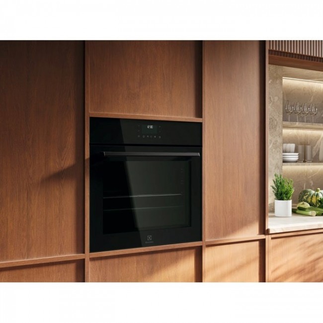 Electrolux LOD7C37Z SteamBake Catalysis Steam oven Black