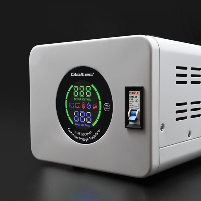 Qoltec 50726 Automatic Voltage Stabilizer AVR 5000VA