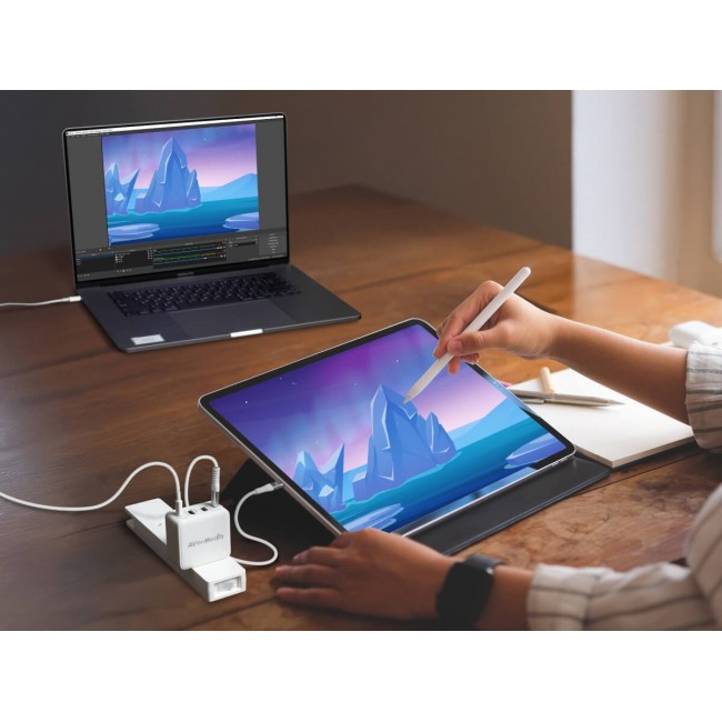 AVerMedia GC313Pro Universal White AC Fast charging Indoor