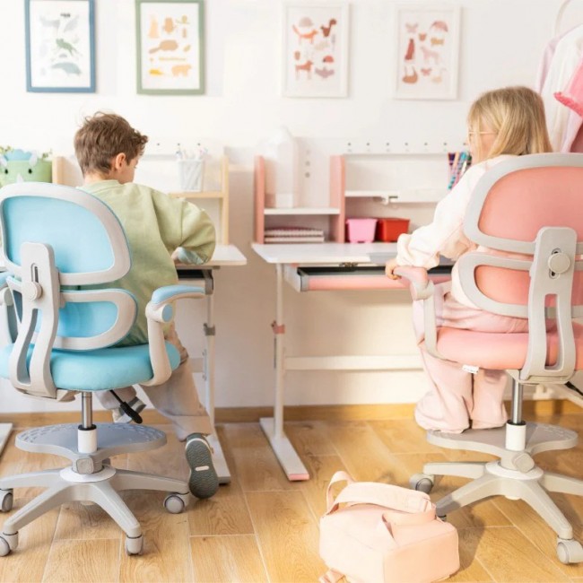 Junior 4.4 Pink swivel chair