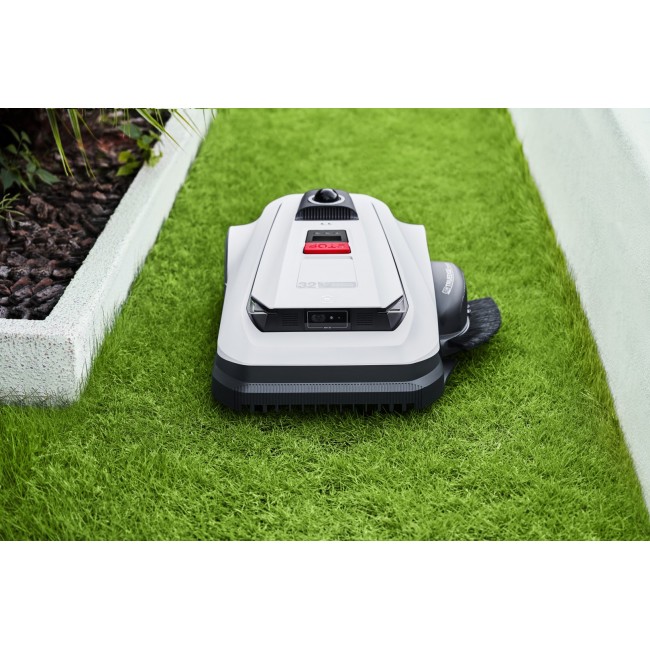Ecovacs GOAT A1600 LiDAR PRO EU Robotic lawn mower Battery Black, White