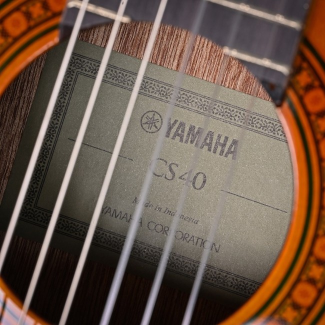 Yamaha CS40 II - classical guitar 3/4