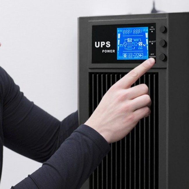 Qoltec Zasilacz awaryjny UPS On-line | Pure Sine Wave | 3kVA | 2.4kW | LCD | USB