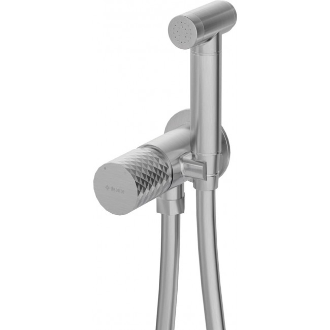 Concealed bidet faucet with bidetta handset