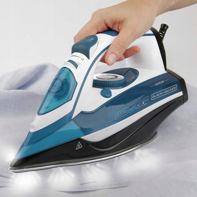 Steam iron Black+Decker BXIR2402E (2400W white)