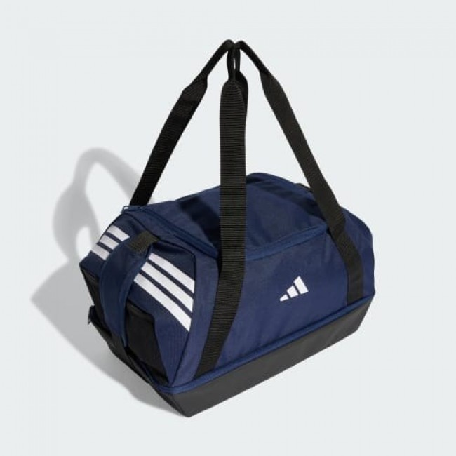 Adidas KD4240_500 duffel bag