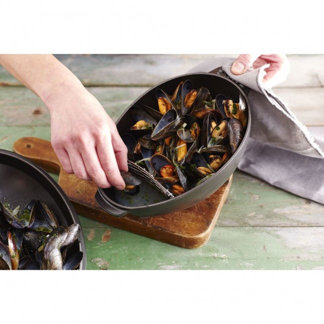 ZWILLING STAUB SPECIAL COCOTTE MUSSEL POT BLACK 2 L Casserole baking dish ZWILLING STAUB SPECIAL COCOTTE MUSSEL POT BLACK 2 L Casserole baking dish