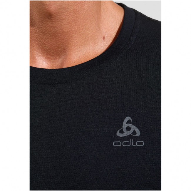 Odlo BL TOP crew neck l/s MERINO 200 men's T-shirt, size M, black Odlo BL TOP crew neck l/s MERINO 200 men's T-shirt, size M, black