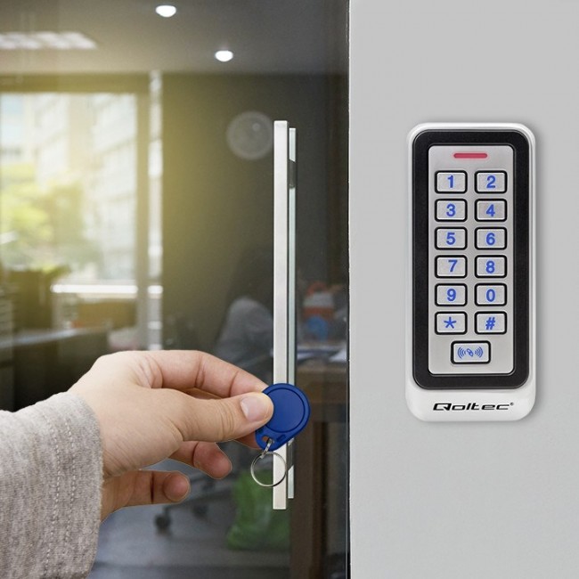 Qoltec 52443 Code lock TRITON with RFID reader Code | Card | key fob | IP68 | EM Qoltec 52443 Code lock TRITON with RFID reader Code | Card | key fob | IP68 | EM