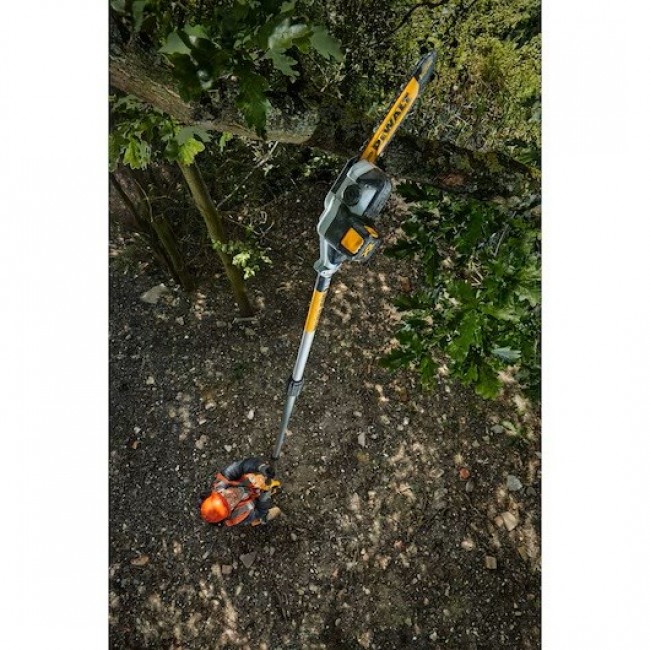 20cm 18V DEWALT DCMPS567P1 chainsaw 20cm 18V DEWALT DCMPS567P1 chainsaw