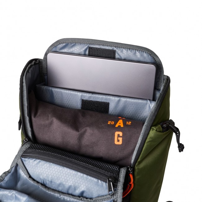 Urban Armor Gear 984174117297 backpack Travel backpack Olive, Orange Nylon
