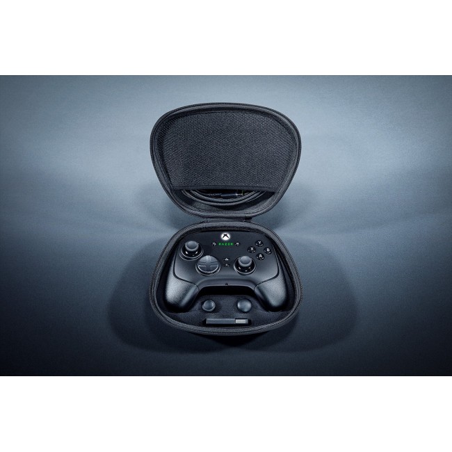 Razer | Wireless Esports Controller for Xbox/PC | Wolverine V3 Pro | Black
