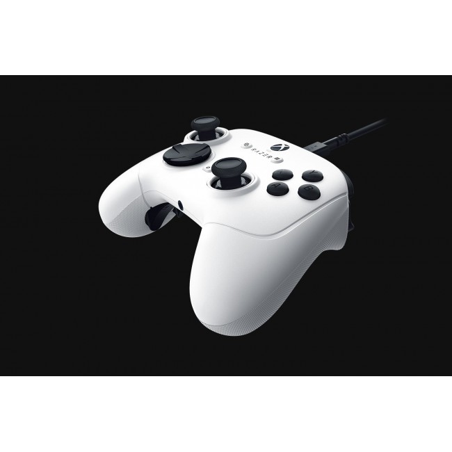 Razer Wolverine V3 Tournament Edition White USB Gamepad Analogue PC, Xbox Series S, Xbox Series X Razer Wolverine V3 Tournament Edition White USB Gamepad Analogue PC, Xbox Series S, Xbox Series X