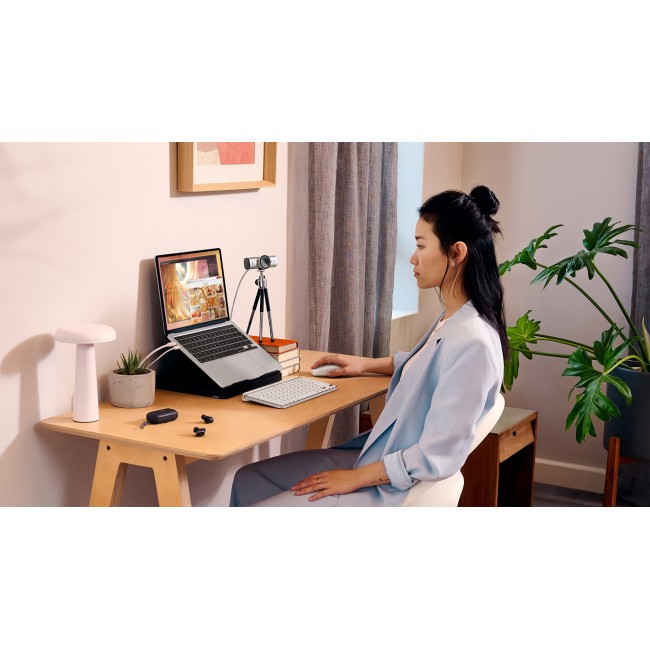 Logitech Master Series MX Brio webcam