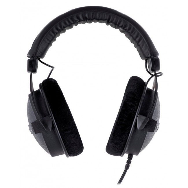 Beyerdynamic DT 770 Pro Black Limited Edition - closed studio headphones Beyerdynamic DT 770 Pro Black Limited Edition - closed studio headphones