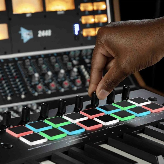 M-AUDIO Oxygen Pro 49 MIDI keyboard 49 keys USB