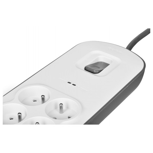 Belkin BSV604ca2m White 6 AC outlet(s) 2 m