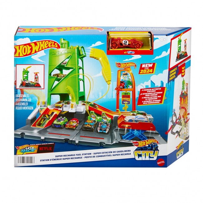 Hot Wheels City Super Recharge Fuel Station with 1:64 Scale Toy Car