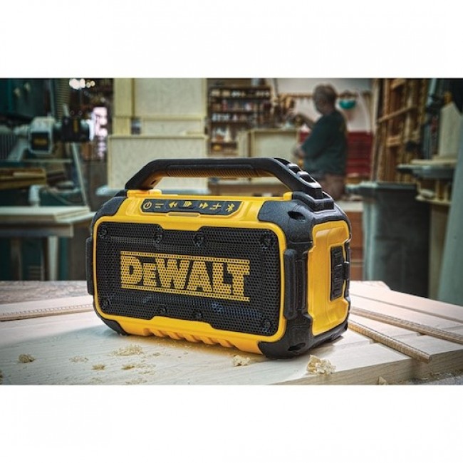 Speaker Dewalt DeWalt DCR011 XJ, speaker (yellow/black, Bluetooth, jack, USB) Speaker Dewalt DeWalt DCR011 XJ, speaker (yellow/black, Bluetooth, jack, USB)