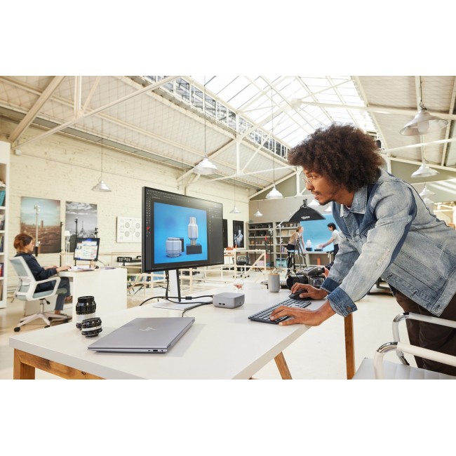 HP Thunderbolt 4 Ultra 180W G6 Dock HP Thunderbolt 4 Ultra 180W G6 Dock