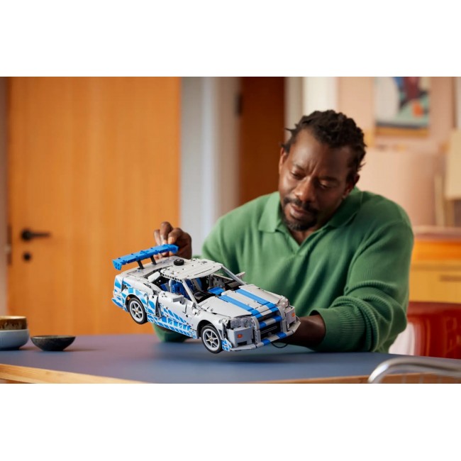 LEGO TECHNIC 42210 2 Fast 2 Furious Nissan Skyline GT-R (R34) LEGO TECHNIC 42210 2 Fast 2 Furious Nissan Skyline GT-R (R34)