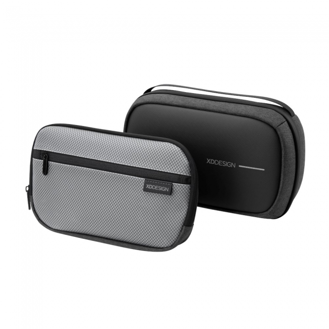 XD DESIGN First-Class All-in-One Travel Organiser BLACK P706.3401 XD DESIGN First-Class All-in-One Travel Organiser BLACK P706.3401