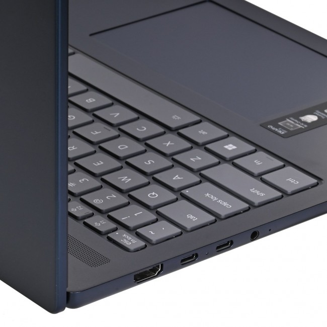 Lenovo SLIM-5-16IRH10R Core i7-240H 16