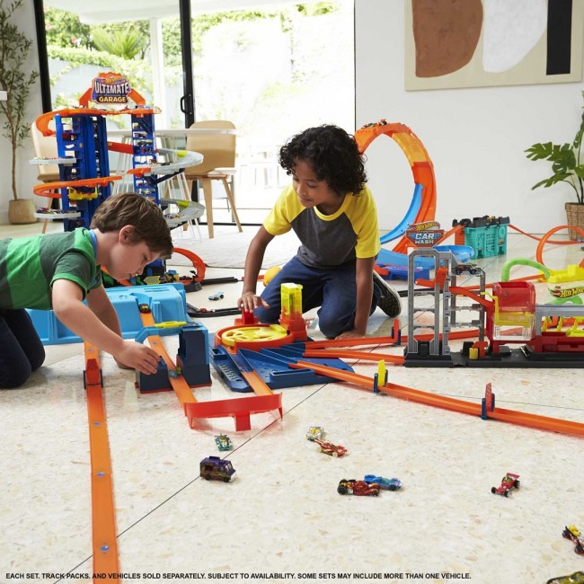 Hot Wheels Action Massive Loop Mayhem Hot Wheels Action Massive Loop Mayhem