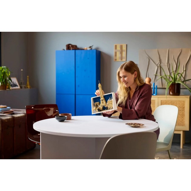 LEGO ARCHITECTURE 21064 Paris City of Love LEGO ARCHITECTURE 21064 Paris City of Love