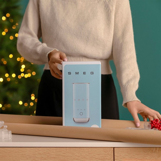 Smeg MFF02PBEU milk frother/warmer Automatic milk frother/warmer Blue