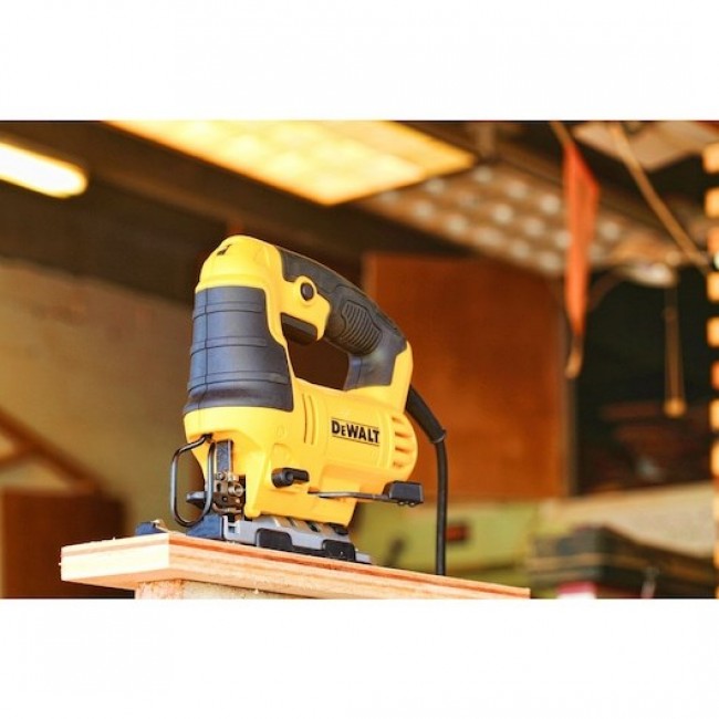 DeWALT DWE349-QS power jigsaw 2.4 kg DeWALT DWE349-QS power jigsaw 2.4 kg