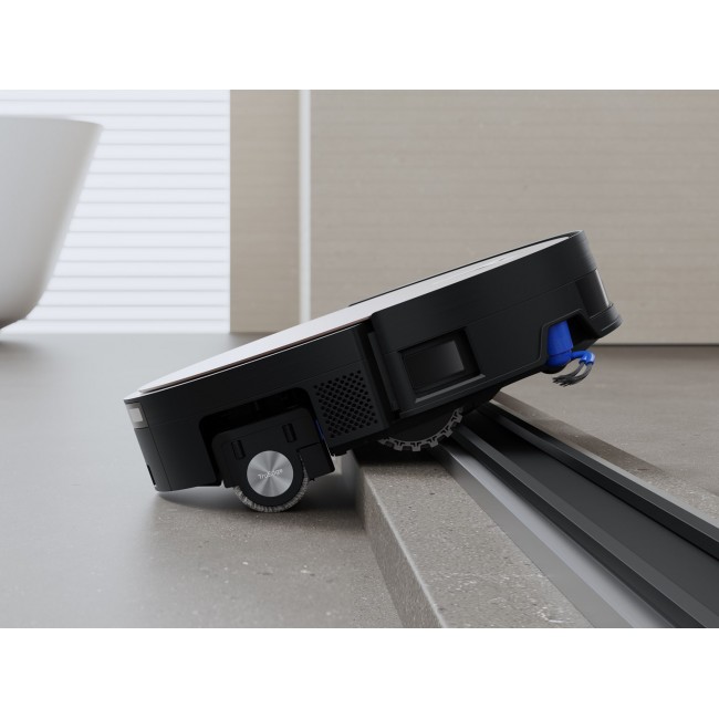 Ecovacs Deebot X11 OmniCyclone Black Ecovacs Deebot X11 OmniCyclone Black