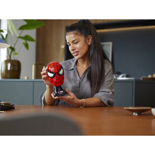 LEGO MARVEL 76285 Spider-Man's Mask LEGO MARVEL 76285 Spider-Man's Mask