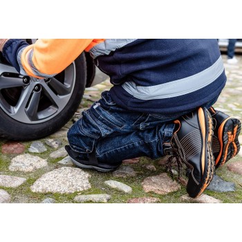 NEO tools 82-104 safety footwear