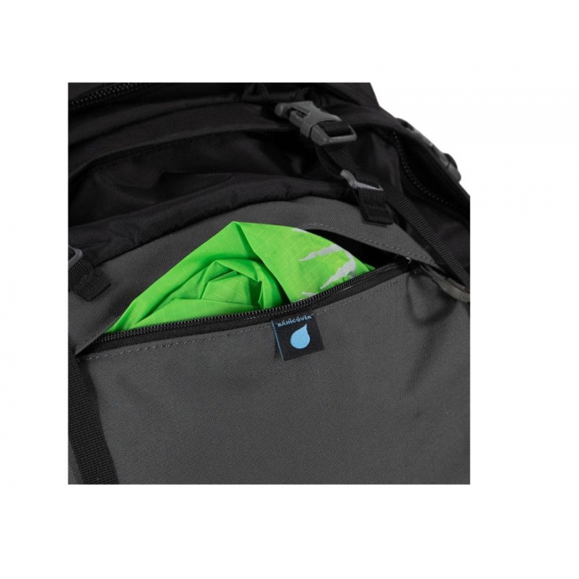 Trekking Backpack Osprey Kestrel 48 black S/M