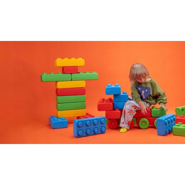Marioinex brick building blocks + 2 wheels, 30 pieces Marioinex brick building blocks + 2 wheels, 30 pieces
