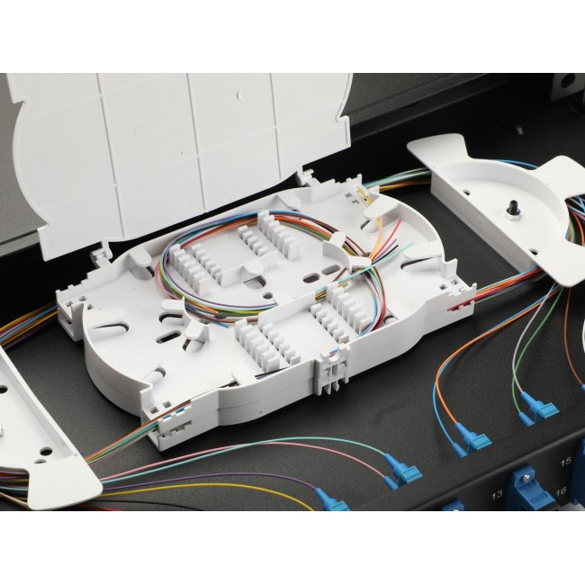 Equip 12-Port Fiber Optic Splice Box, SC Duplex, OS2, 1U, Equipped, Black