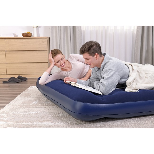Bestway Air Mattress Queen with Built-in Foot Pump 2.03 m x 1.52 m x 28 cm