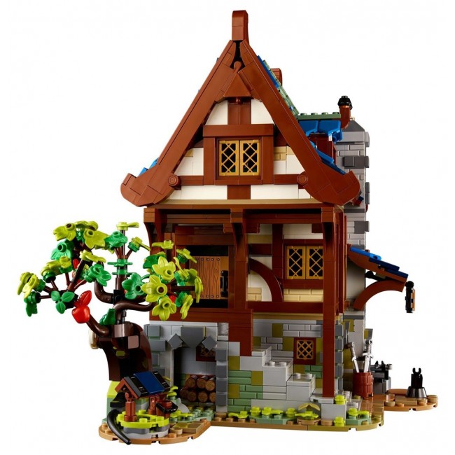 LEGO IDEAS 21325 MEDIEVAL SMITHY