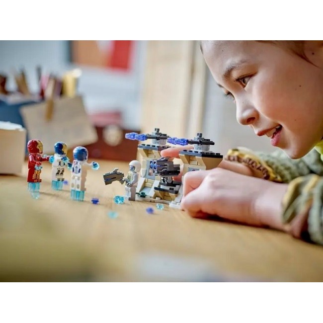 LEGO Super Heroes 76288 Iron Man and Iron Legion vs Hydra soldier LEGO Super Heroes 76288 Iron Man and Iron Legion vs Hydra soldier