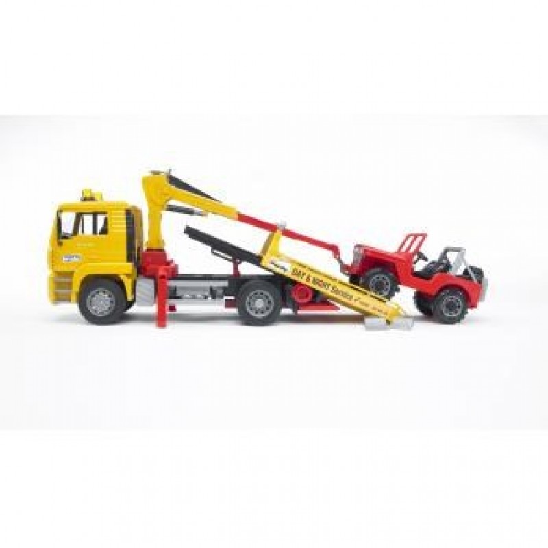 BRUDER MAN TGA Breakdown truck with cross country vehicle BRUDER MAN TGA Breakdown truck with cross country vehicle