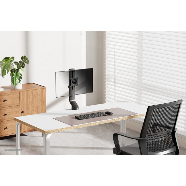 Neomounts FPMA-D860BLACK Monitor arm 10-32 Neomounts FPMA-D860BLACK Monitor arm 10-32