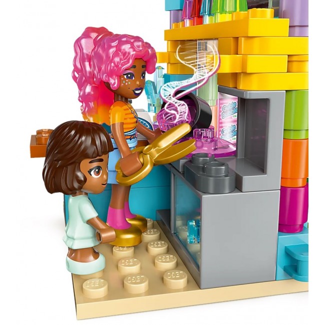 LEGO FRIENDS 42649 Heartlake City Candy Store