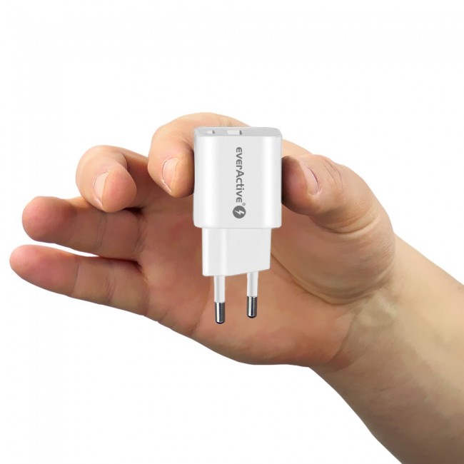 everActive GaN SC-390Q wall charger with USB QC3.0 socket and USB-C PD PPS 30W