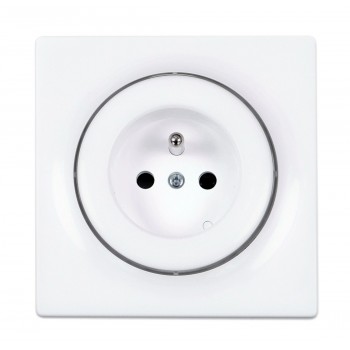 Fibaro Walli socket-outlet Type E White