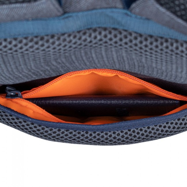 Rivacase 7761 39.6 cm (15.6