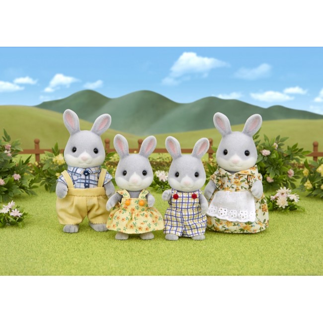 Sylvanian Families Cottontail Rabbit Family