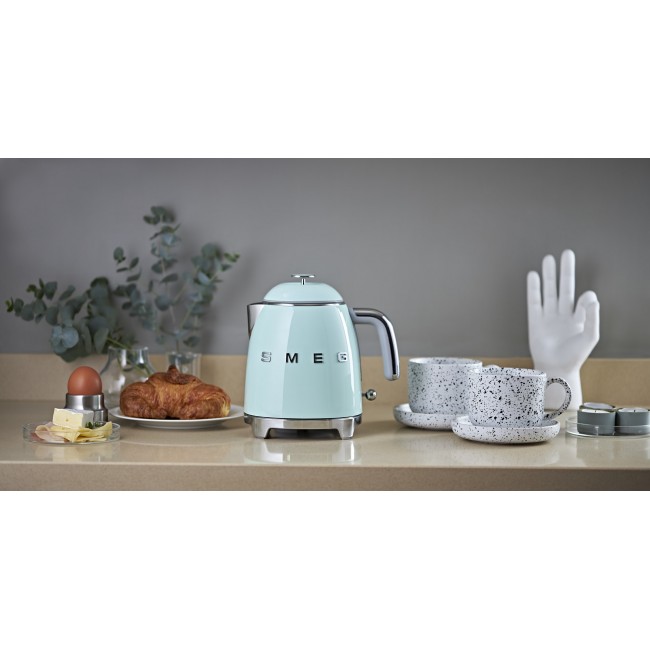 Smeg 50's Style Kettles KLF05PGEU Pastel Green Smeg 50's Style Kettles KLF05PGEU Pastel Green
